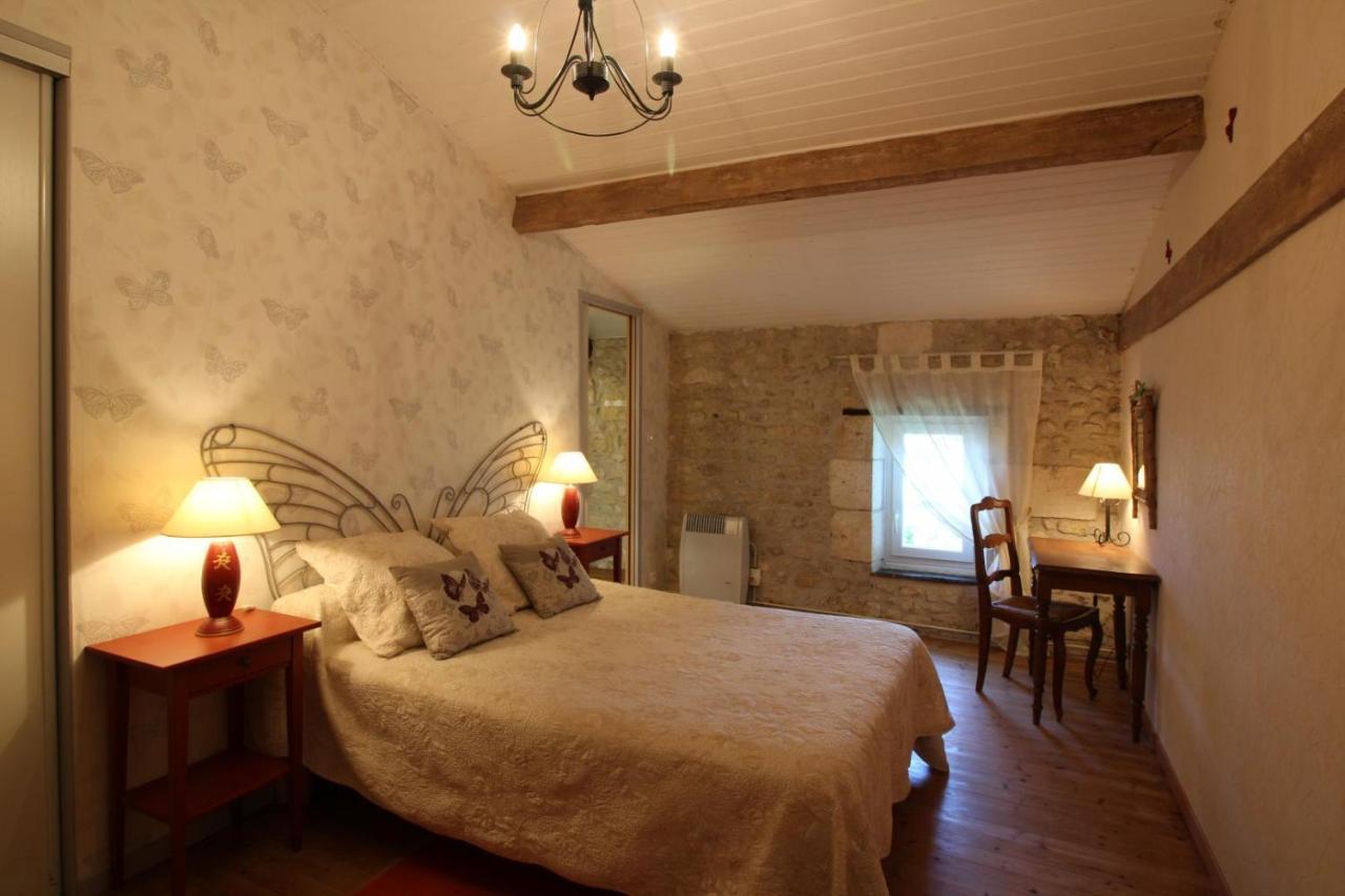 clos des hirondelles Jau-Dignac-et-Loirac Extérieur photo